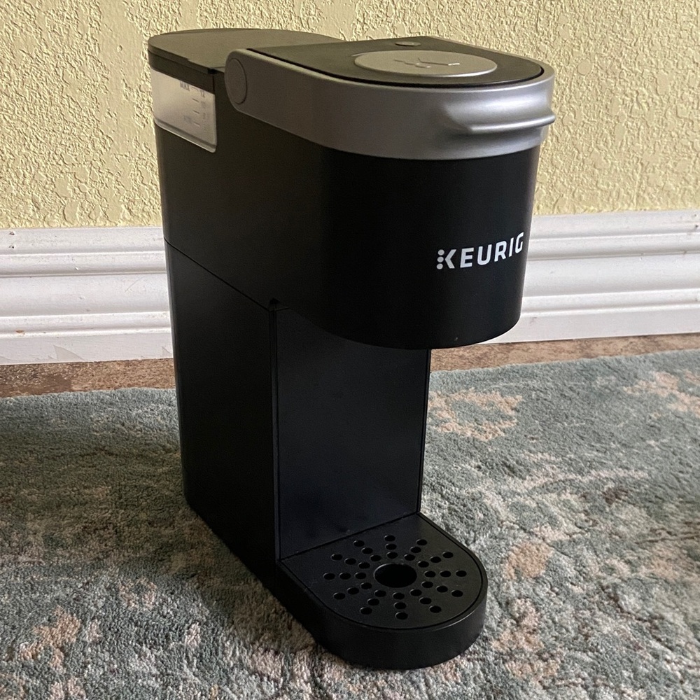 Keurig Compact Coffee Brewer - Black and Silver